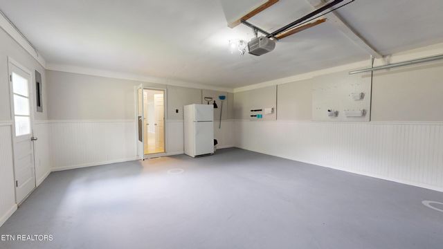 3766 Old Bridge Rd, Cookeville, TN 38506