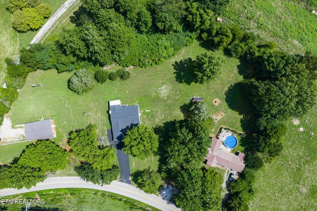 3766 Old Bridge Rd, Cookeville, TN 38506