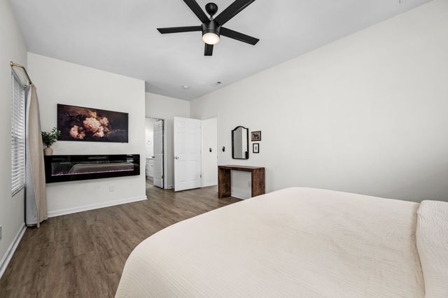 1328 Sunray Dr, Murfreesboro, TN 37127