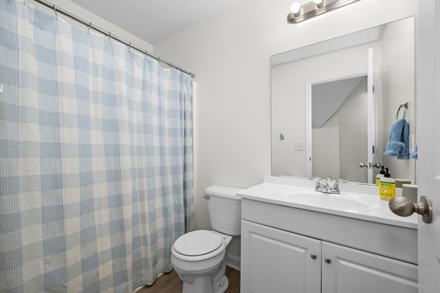 1328 Sunray Dr, Murfreesboro, TN 37127