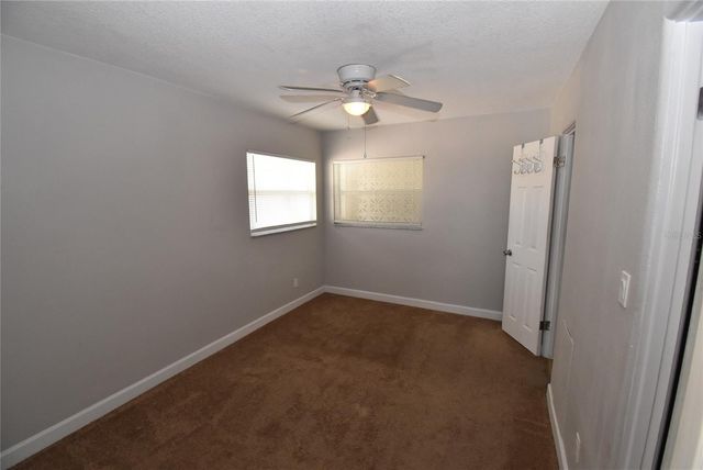 220 6TH AVENUE N 11, St Petersburg, FL 33701