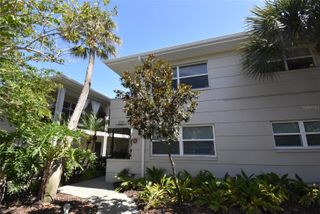 220 6TH AVENUE N 11, St Petersburg, FL 33701
