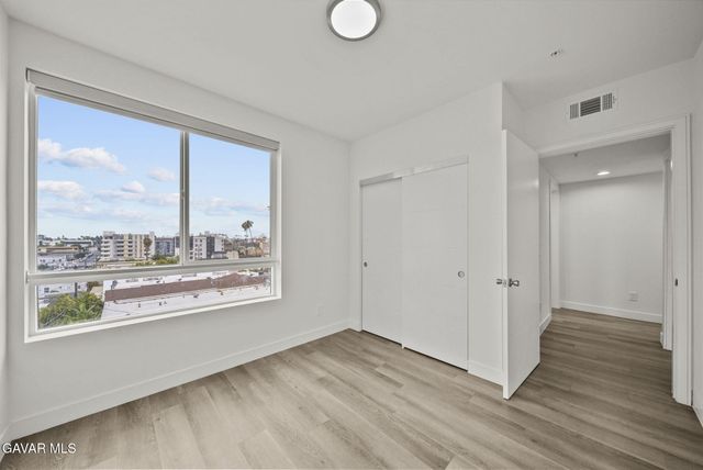 900 S Kenmore Avenue Apt 504, Los Angeles, CA 90006