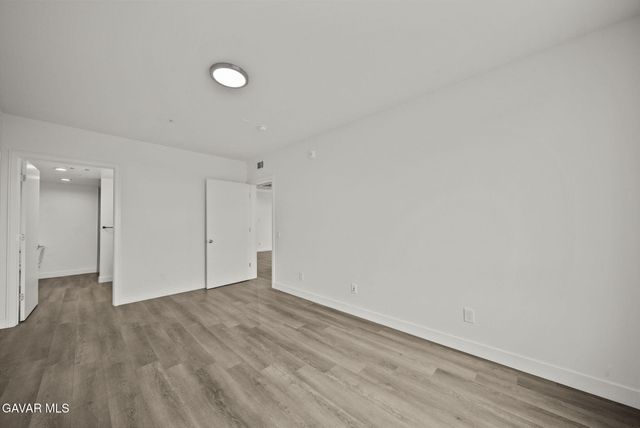 900 S Kenmore Avenue Apt 504, Los Angeles, CA 90006
