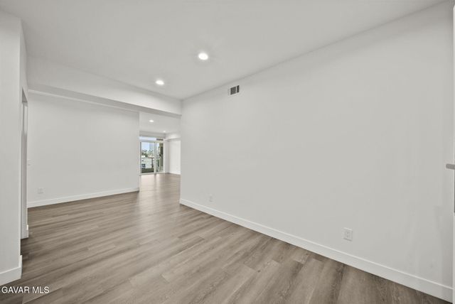 900 S Kenmore Avenue Apt 504, Los Angeles, CA 90006