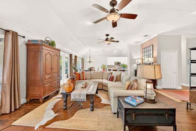 9608 Grandview Drive, Denton, TX 76207