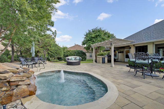 9608 Grandview Drive, Denton, TX 76207