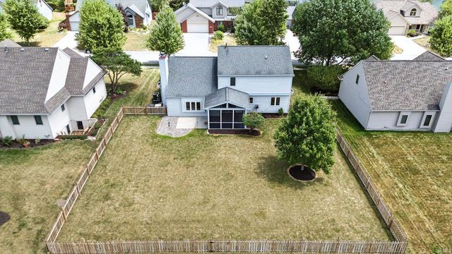 2306 Bluewater Trail, Fort Wayne, IN 46804