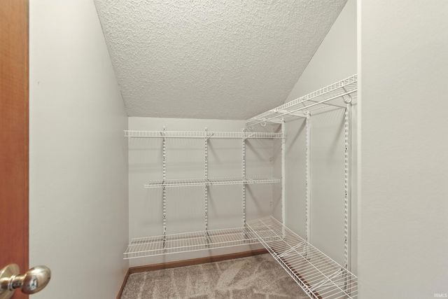 2306 Bluewater Trail, Fort Wayne, IN 46804