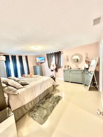 650 SW Todd Avenue, Port St. Lucie, Port St Lucie, FL 34983