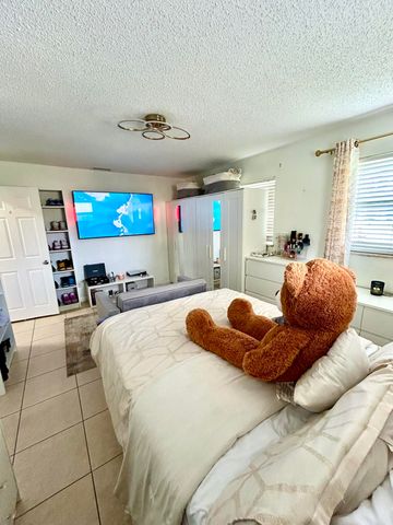 650 SW Todd Avenue, Port St. Lucie, Port St Lucie, FL 34983