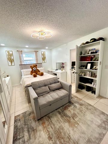 650 SW Todd Avenue, Port St. Lucie, Port St Lucie, FL 34983