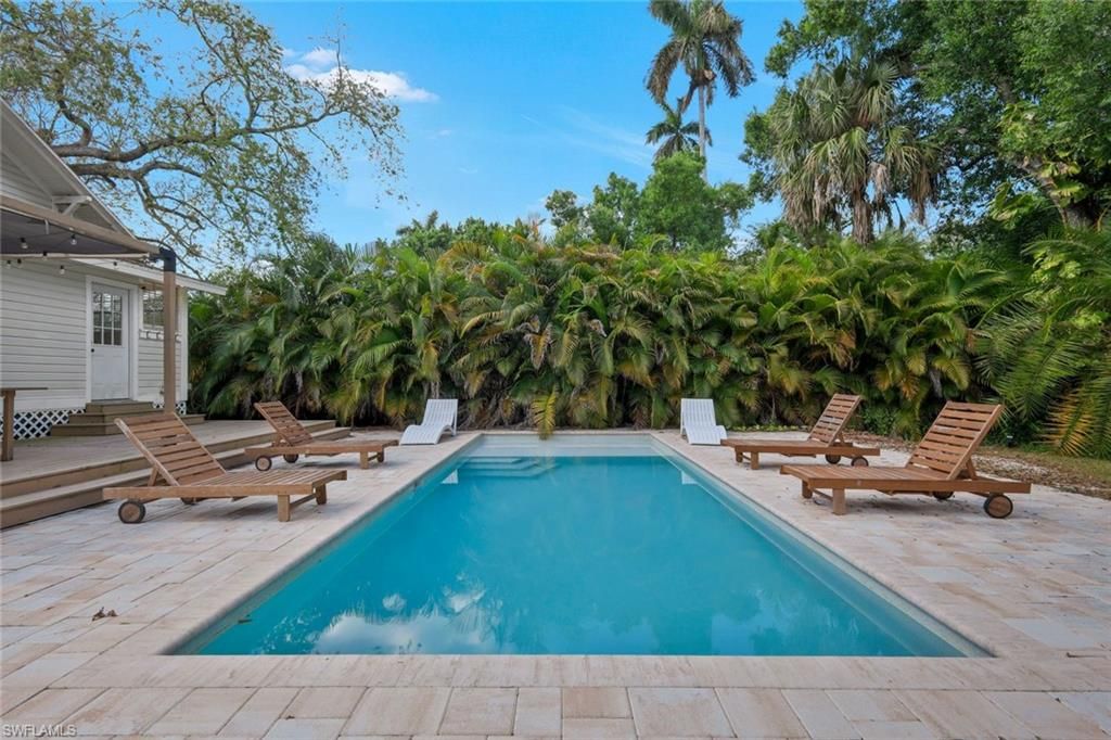 2723 Second ST, FORT MYERS, FL 33916 — exterior