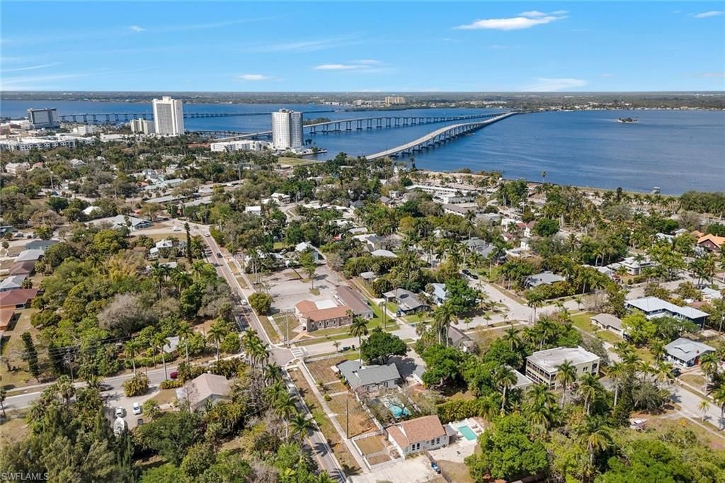 2723 Second ST, FORT MYERS, FL 33916 — photo 2