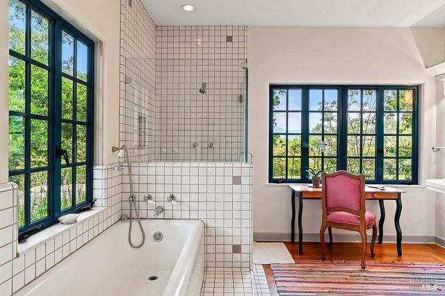 1212 N Fitch Mountain Rd, Healdsburg, CA 95448