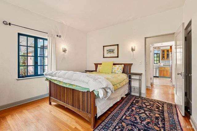 1212 N Fitch Mountain Rd, Healdsburg, CA 95448