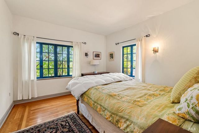 1212 N Fitch Mountain Rd, Healdsburg, CA 95448