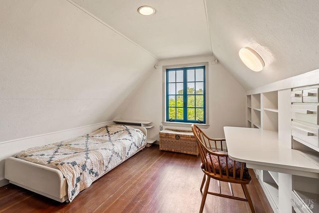 1212 N Fitch Mountain Rd, Healdsburg, CA 95448