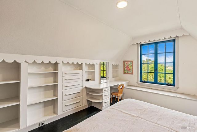 1212 N Fitch Mountain Rd, Healdsburg, CA 95448