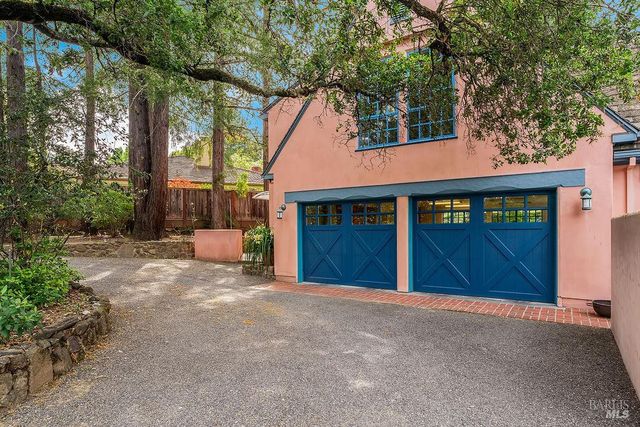 1212 N Fitch Mountain Rd, Healdsburg, CA 95448