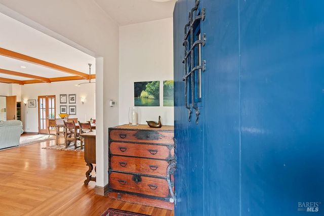 1212 N Fitch Mountain Rd, Healdsburg, CA 95448