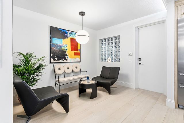 122 SE 6th Avenue 3, Delray Beach, FL 33483