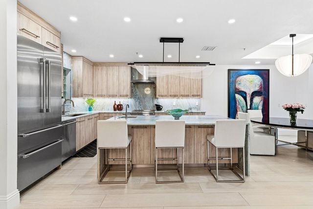 122 SE 6th Avenue 3, Delray Beach, FL 33483