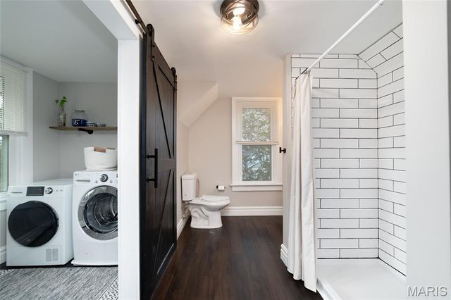 9527 W Milton Avenue, Overland, MO 63114