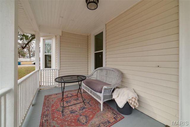 9527 W Milton Avenue, Overland, MO 63114