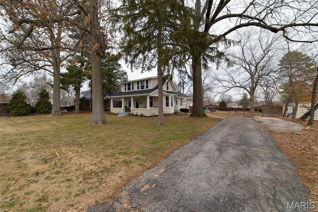 9527 W Milton Avenue, Overland, MO 63114