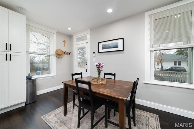 9527 W Milton Avenue, Overland, MO 63114