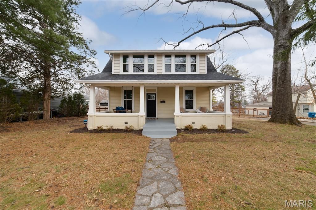 9527 W Milton Avenue, Overland, MO 63114