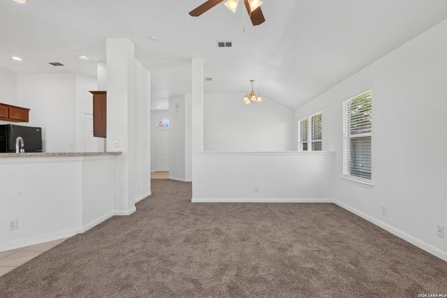 7703 BRISBANE BND, Converse, TX 78109