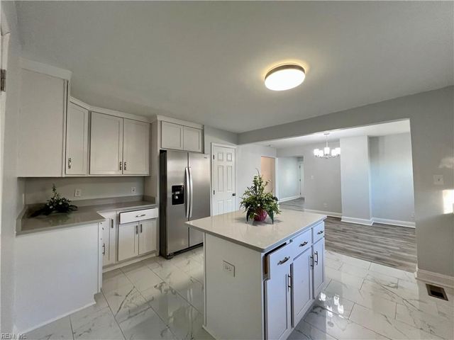 423 Shenandoah RD, Hampton, VA 23661