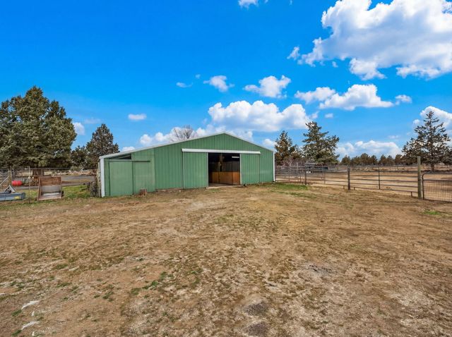 5404 SW Badger Road, Terrebonne, OR 97760