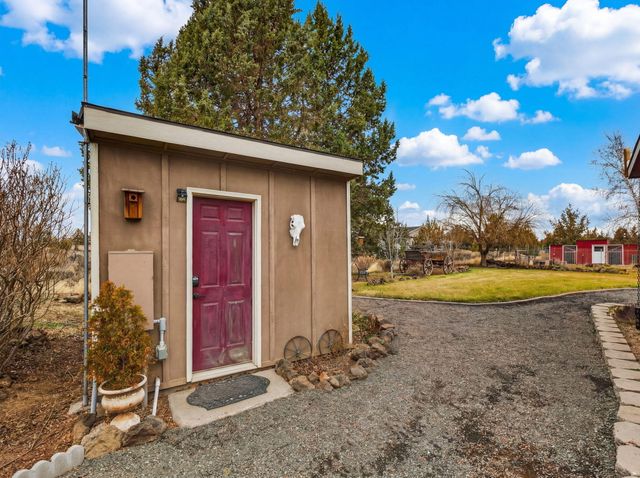 5404 SW Badger Road, Terrebonne, OR 97760