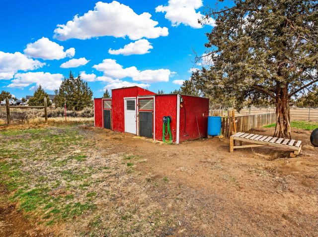 5404 SW Badger Road, Terrebonne, OR 97760