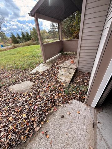 543 N Dennis Road, Amber Twp, MI 49431