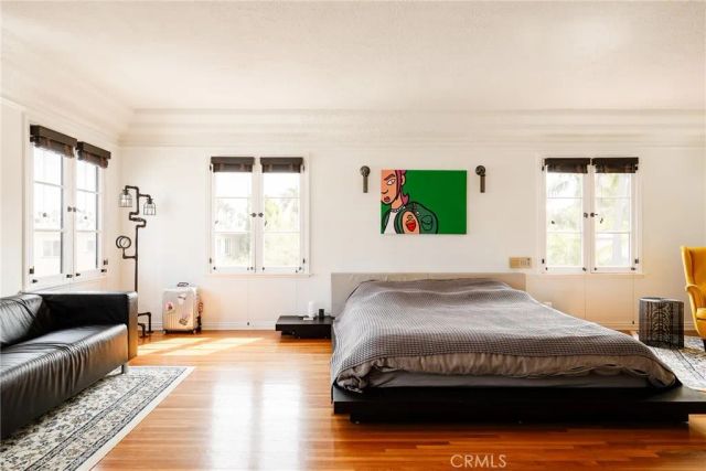 7 37th Place, Long Beach, CA 90803