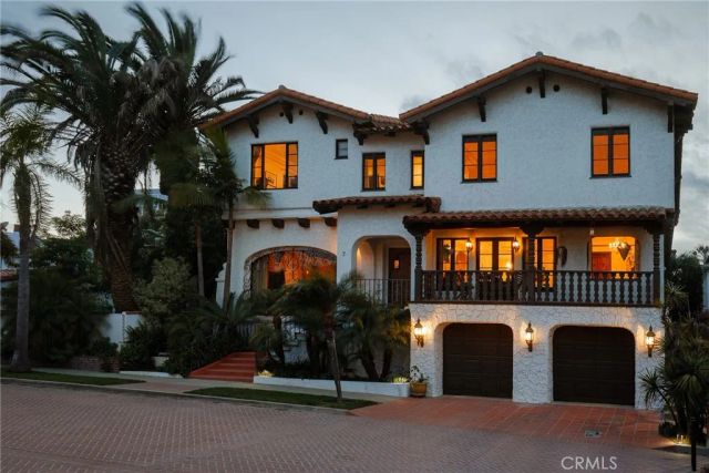 7 37th Place, Long Beach, CA 90803