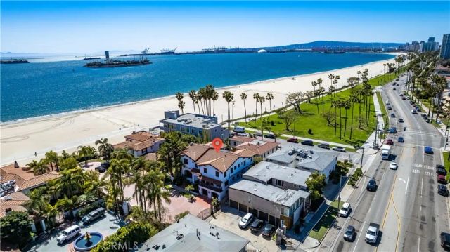 7 37th Place, Long Beach, CA 90803