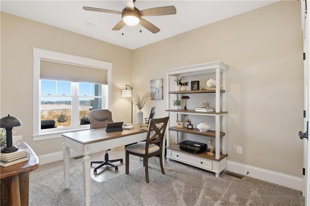 4615 S Oakwood Hills Parkway, Eau Claire, WI 54701