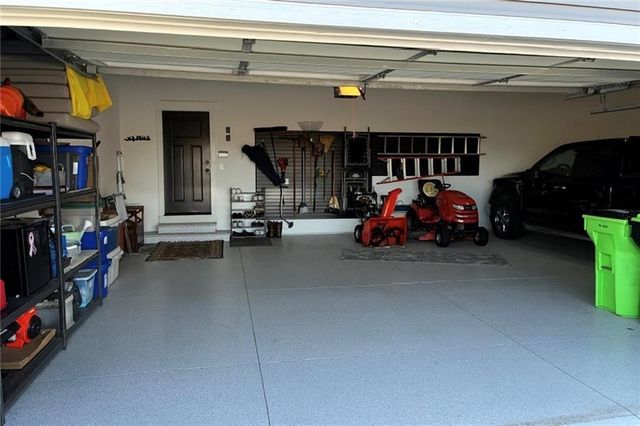 4615 S Oakwood Hills Parkway, Eau Claire, WI 54701