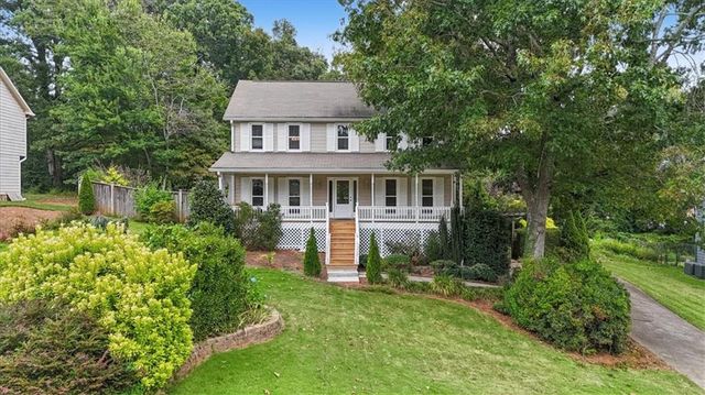 720 Creek Trail NW, Kennesaw, GA 30144
