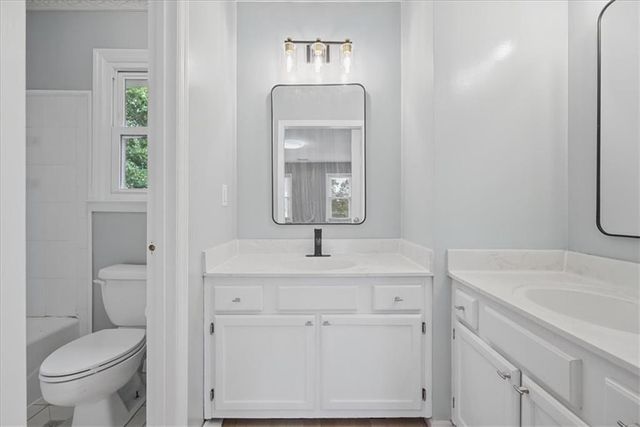 720 Creek Trail NW, Kennesaw, GA 30144