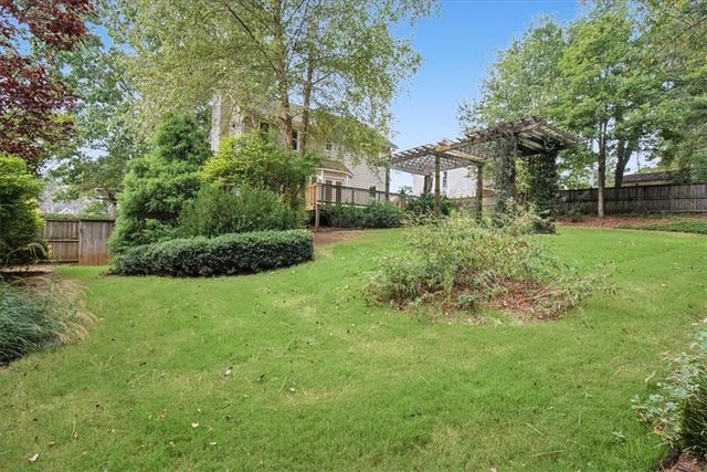 720 Creek Trail NW, Kennesaw, GA 30144