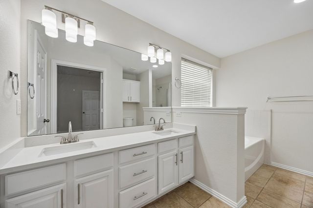 2101 Turtle Cove Drive, Mansfield, TX 76063