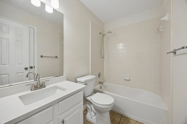 2101 Turtle Cove Drive, Mansfield, TX 76063