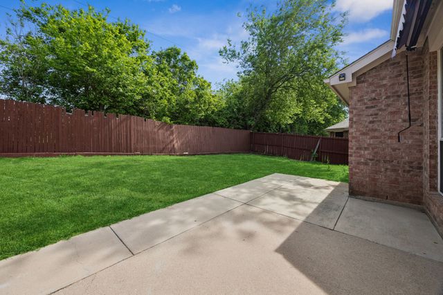 2101 Turtle Cove Drive, Mansfield, TX 76063