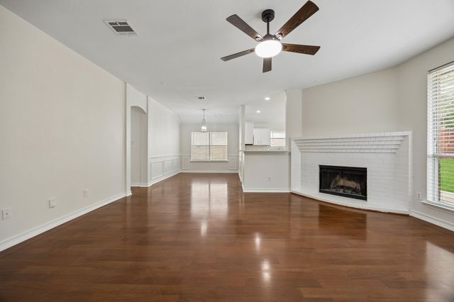 2101 Turtle Cove Drive, Mansfield, TX 76063